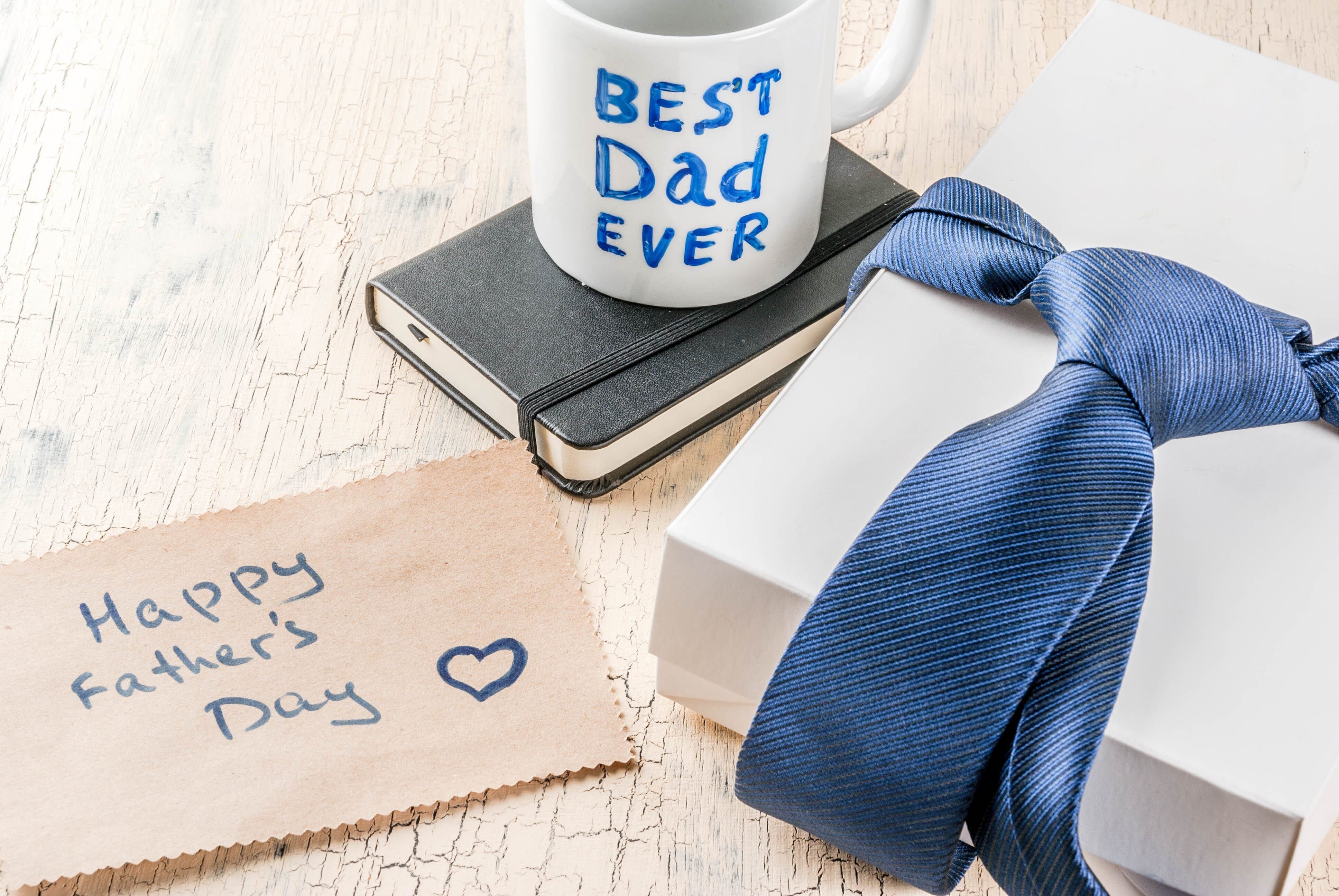 Make Your Dad Feel Special On This Father's Day with Gold Jewellery