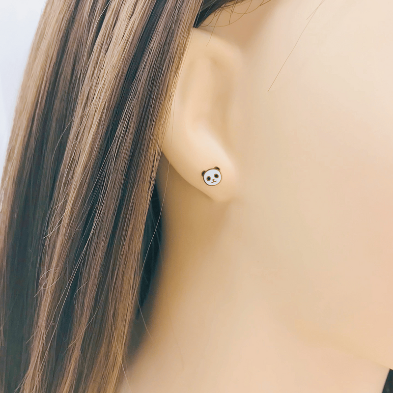 916 Gold Panda Stud Earrings