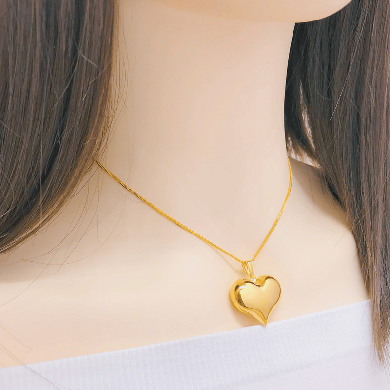 916 Gold Glossy Puffed Heart Pendant (Large)