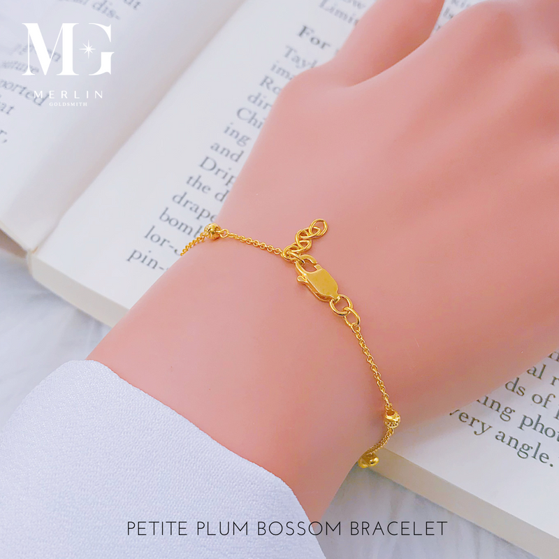 916 Gold Petite Plum Blossom Bracelet