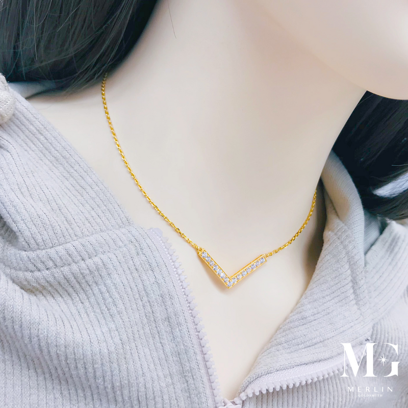 916 Gold Elegant V Necklace