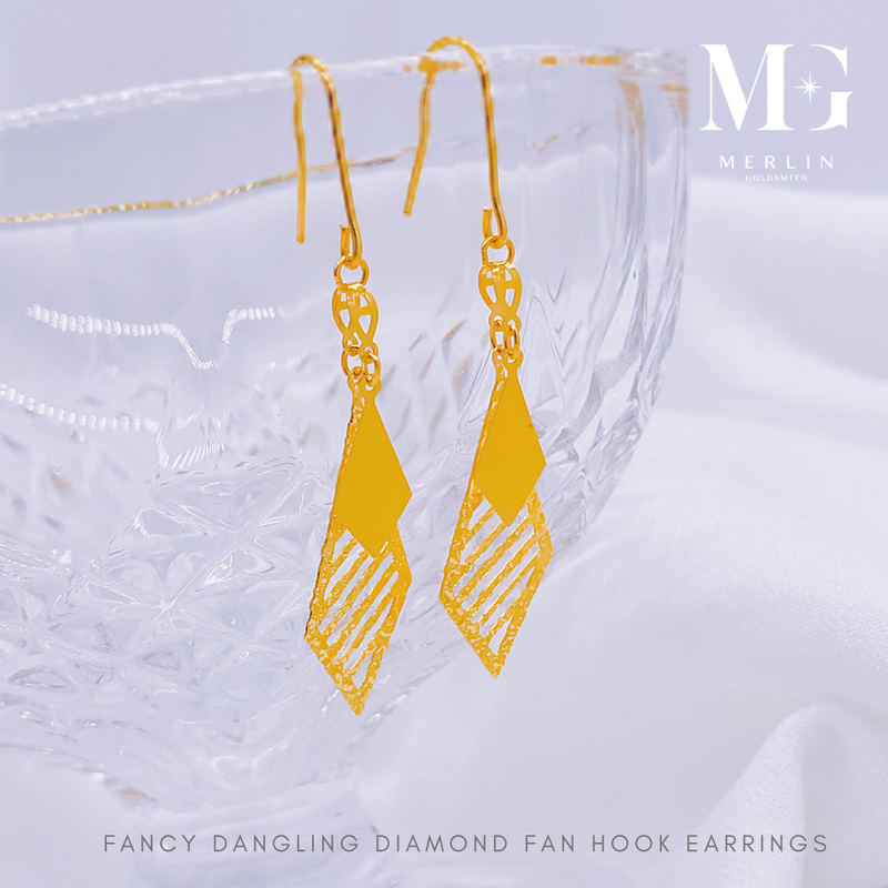 916 Gold Fancy Dangling Diamond Fan Hook Earrings