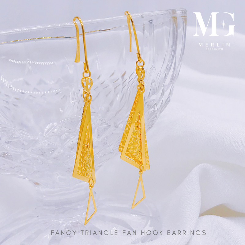 916 Gold Fancy Triangle Fan Hook Earrings