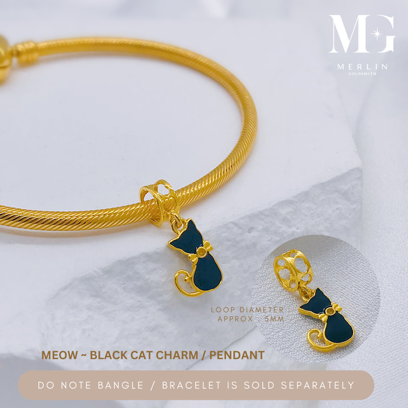 916 Gold Black Cat Charm / Pendant