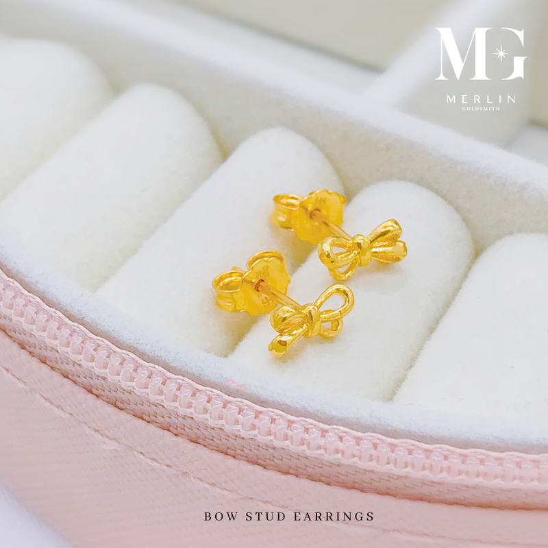 916 Gold Bow Stud Earrings