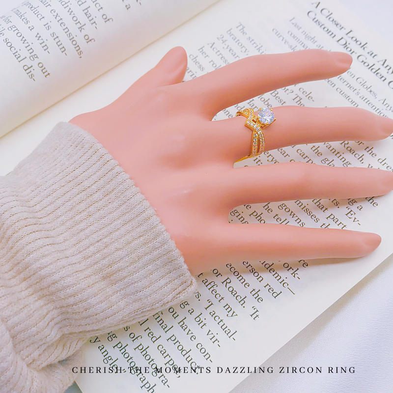 916 Gold Cherish The Moments Dazzling Zircon Ring