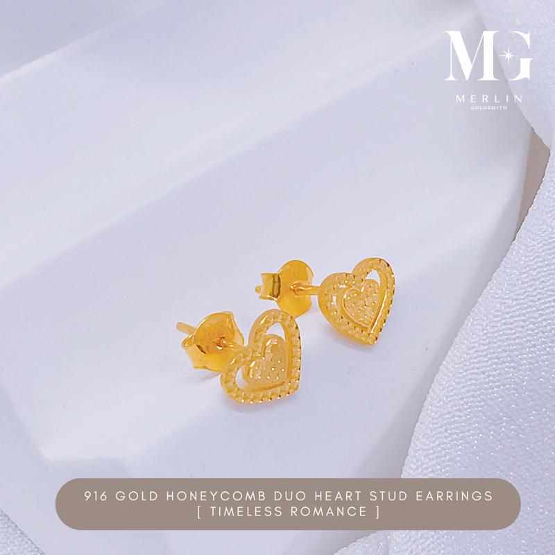 916 Gold Honeycomb Duo Heart Stud Earrings (Timeless Romance)