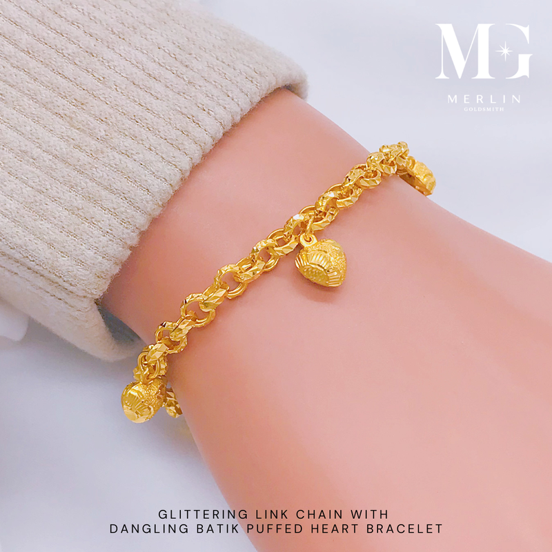 916 Gold Glittering Link Chain With Dangling Batik Puffed Heart Bracelet 916 Gold Glittering Link Chain With Dangling Batik Puffed Heart Bracelet