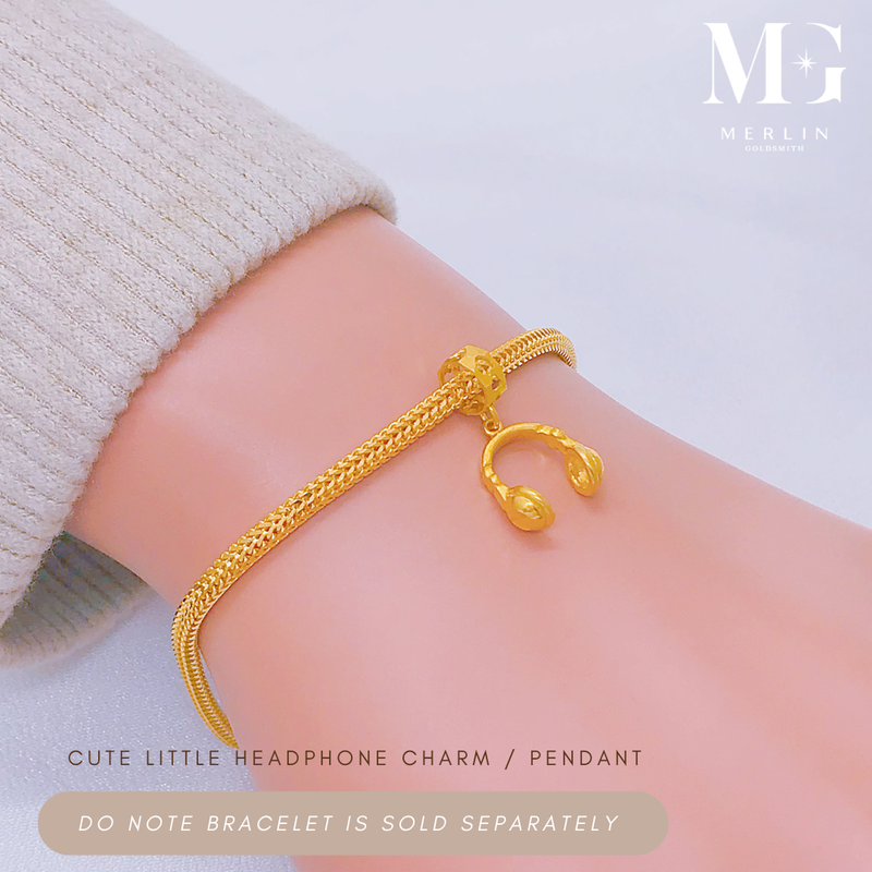916 Gold Cute Little Headphone Charm / Pendant