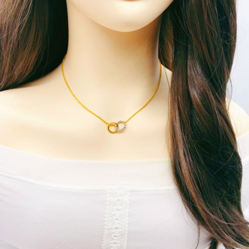 Interlocking Circles Necklace in 10K White Gold | Zales
