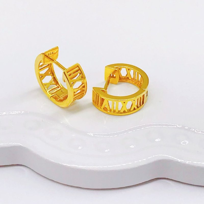 916 Gold Roman Numeral Clip Earrings
