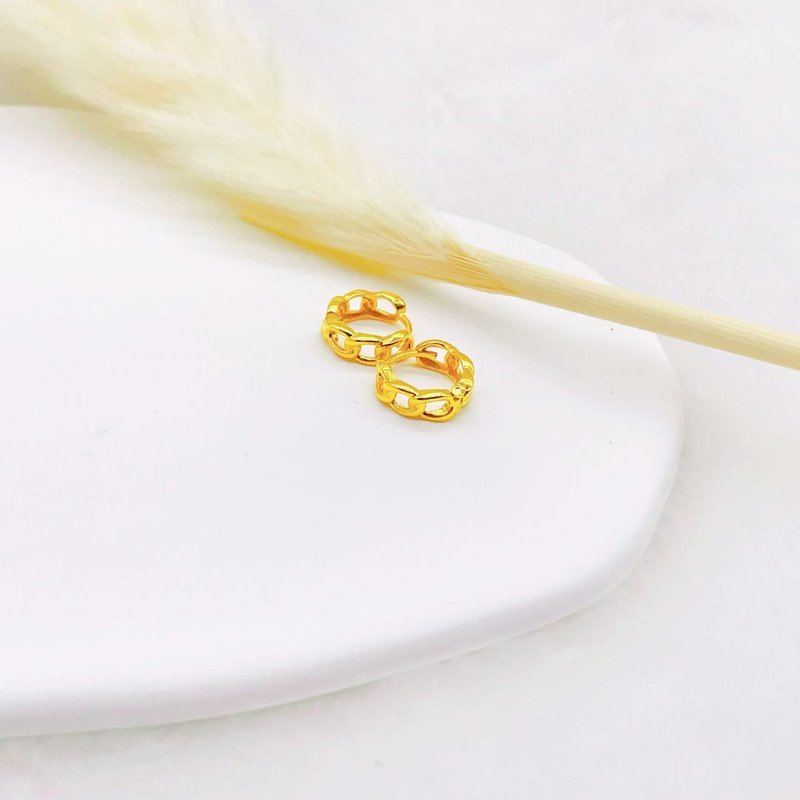 916 Gold Link Chain Clip Earrings