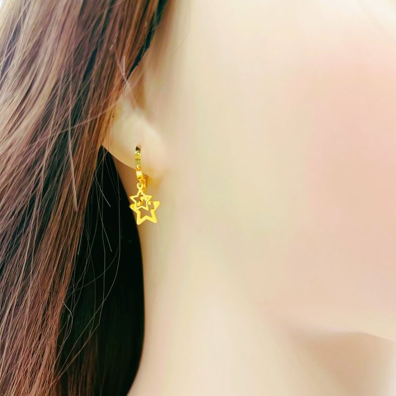 916 Gold Dangle Star Clip Earrings